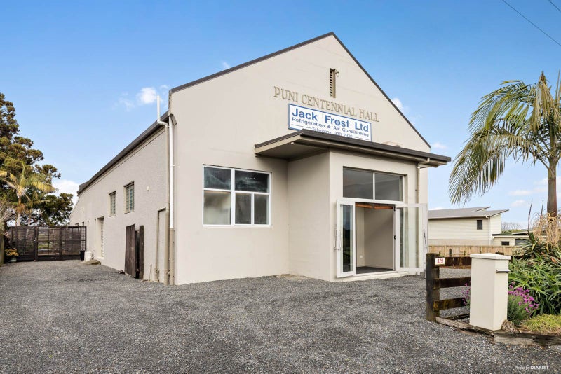 329 Waiuku Road, Puni, Pukekohe - Carousel 1