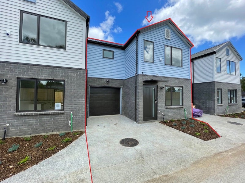 8E Roys Road, Weymouth, Auckland - Carousel 1