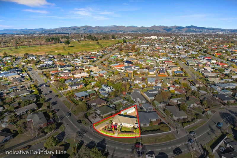 305 Lake Terrace Road, Shirley, Christchurch - Carousel 19