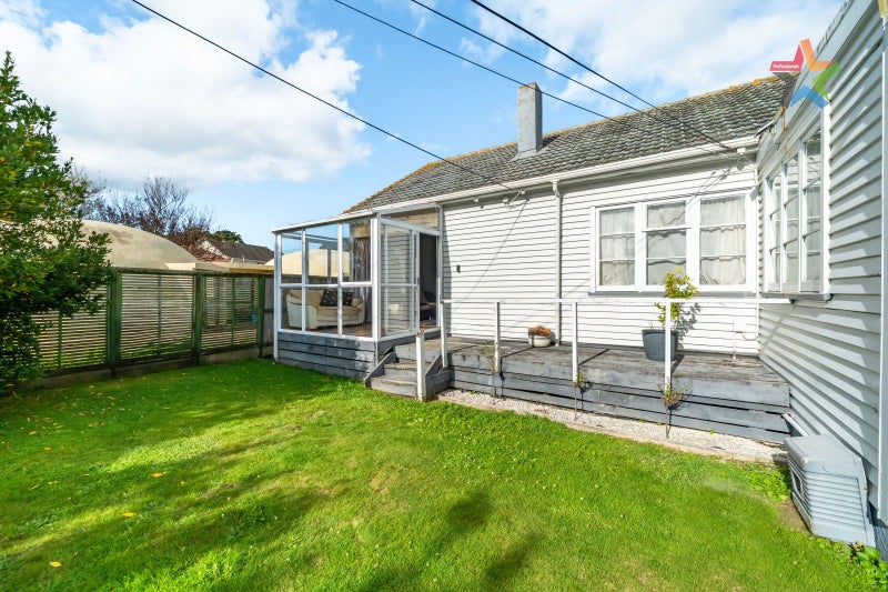 38 Hall Crescent, Epuni, Lower Hutt - Carousel 2