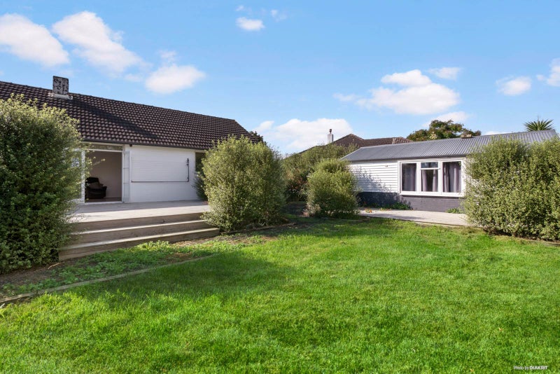 16 Kohekohe Crescent, Meremere - Carousel 2