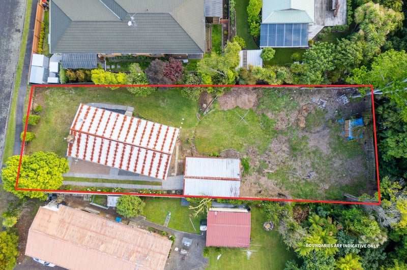 38 Forth Crescent, Glenview, Hamilton - Carousel 2