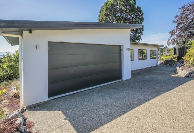 237 The Ridgeway, Stoke, Nelson - Carousel 2