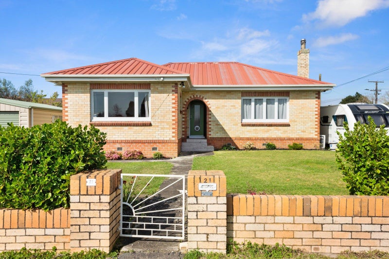 21 Verel Street, Fairfield, Hamilton - Carousel 12