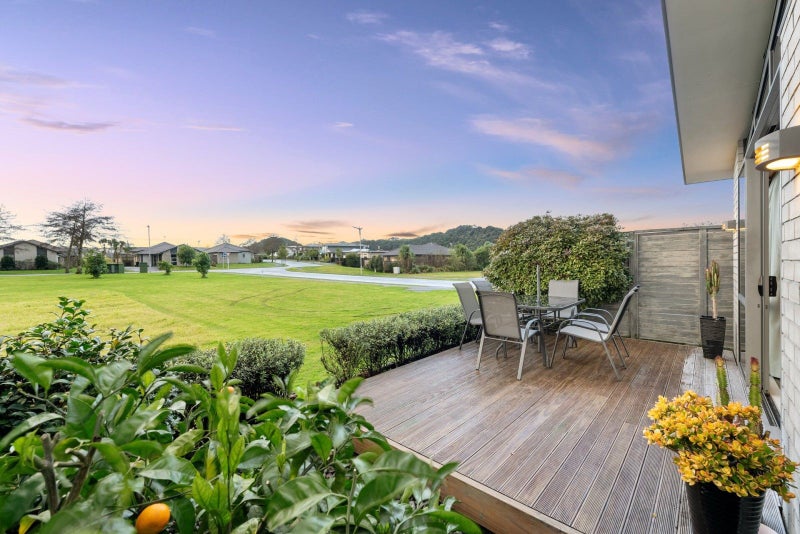 14 Scoria Close, Pyes Pa, Tauranga - Carousel 2