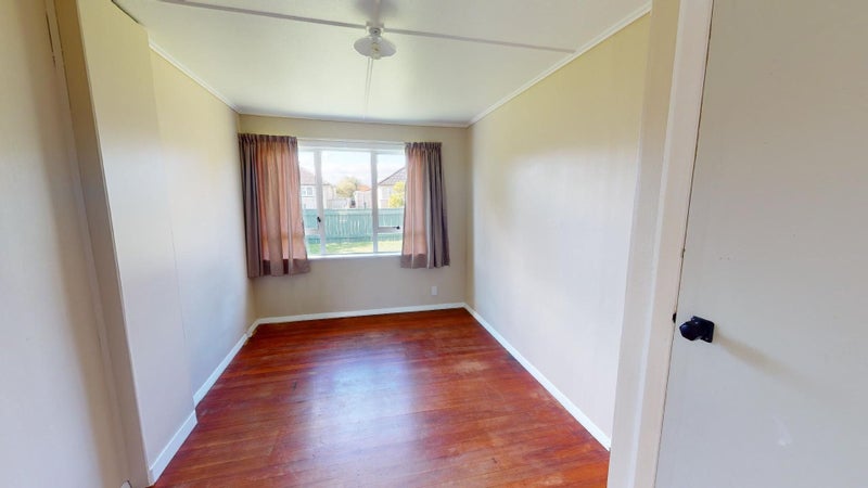 20 Esk Street, Roslyn, Palmerston North - Carousel 2
