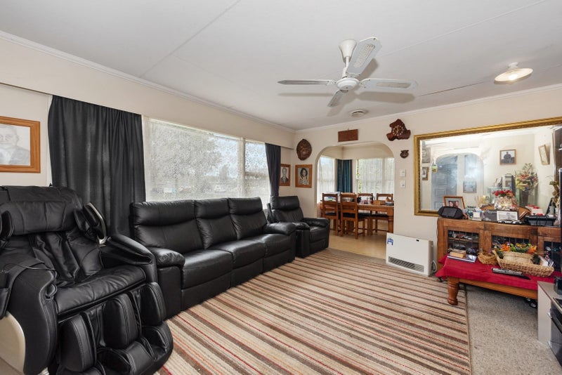49 Hyde Avenue, Nawton, Hamilton - Carousel 2