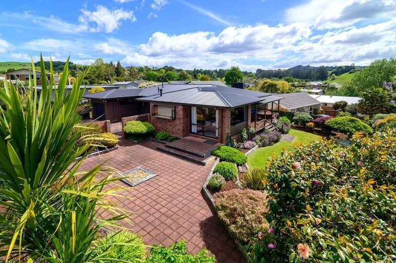 1 Windsor Street, Springfield, Rotorua - Carousel 10
