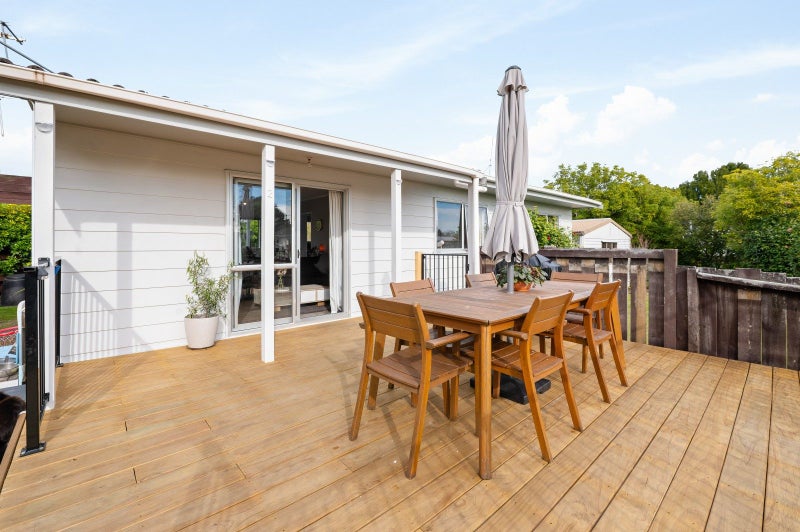 2 Dale Place, St Andrews, Hamilton - Carousel 1