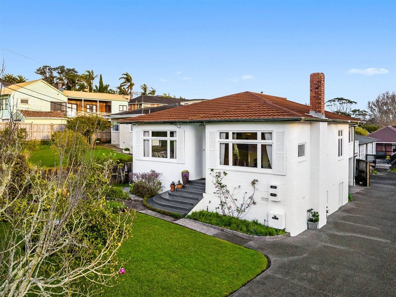 1/45 Northboro Road, Belmont, Auckland - Carousel 1