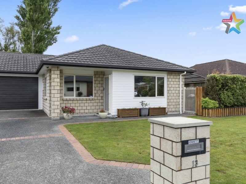13 Woodland Mews, Wainuiomata, Lower Hutt - Carousel 20