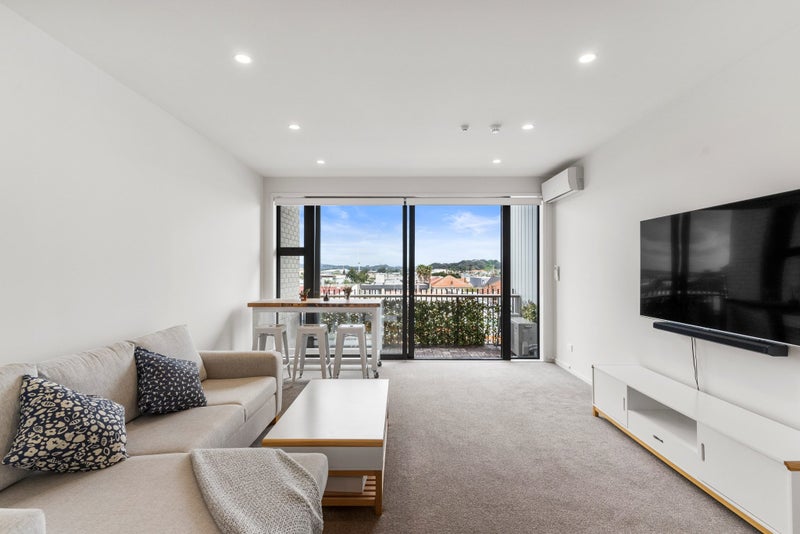 202/20 Mason Avenue, Otahuhu, Auckland - Carousel 1