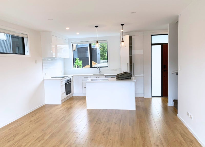 12 Mokopiko Court, Beach Haven, Auckland - Carousel 11