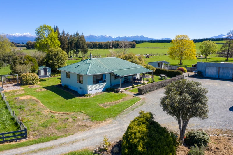 1245 Hillside Manapouri RD, MANAPOURI - Carousel 2