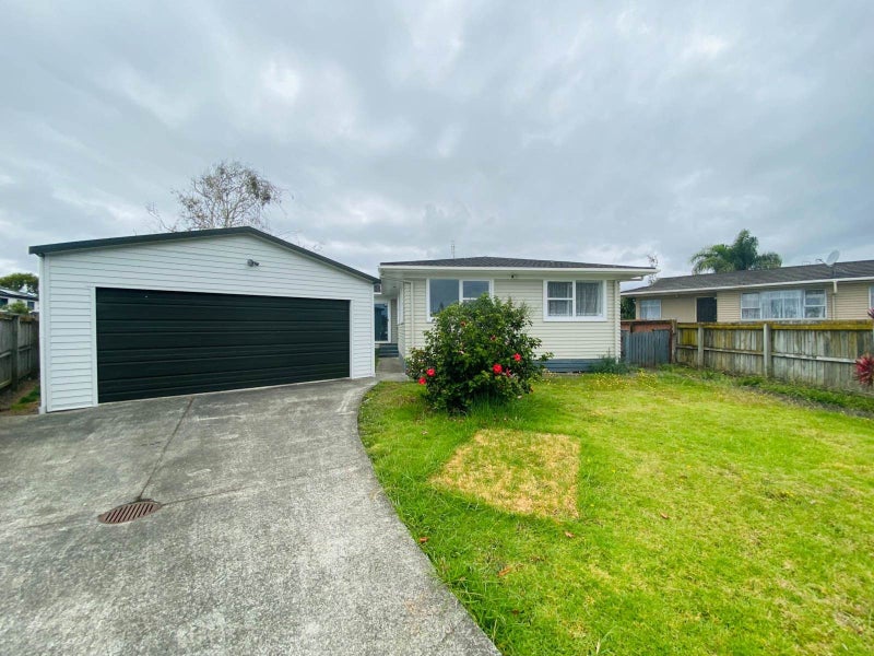 10 Tiari Place, Mangere East, Auckland - Carousel 1