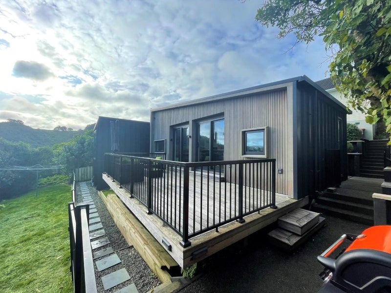 137A Nevay Road, Miramar, Wellington - Carousel 16