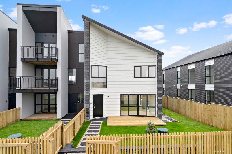 132 Totara Road, Whenuapai, Auckland - Carousel 1