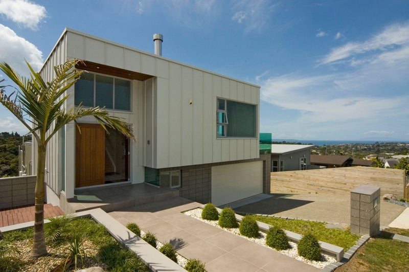 76 Fitzwilliam Drive, Torbay, Auckland - Carousel 1