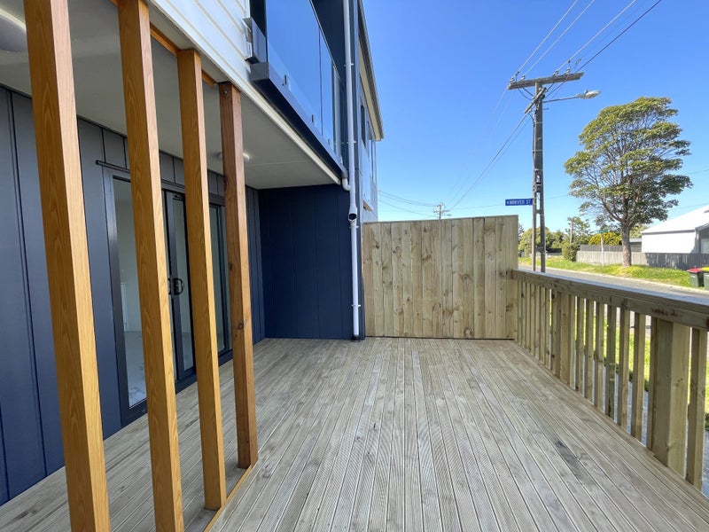 5D Miniver Street, Glen Innes, Auckland - Carousel 24