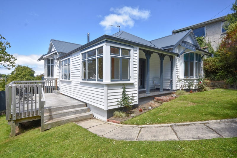 17 Whitby Street, Mornington, Dunedin - Carousel 1