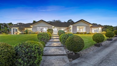 15 Matheson Road, Red Beach, Whangaparāoa - Carousel 1