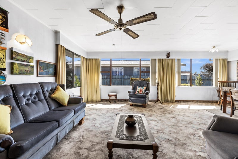 172 Flaxmere Avenue, Flaxmere, Hastings - Carousel 2