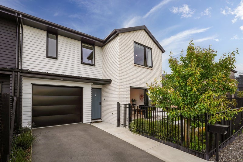 8 Miromiro Street, Broomfield, Christchurch - Carousel 1