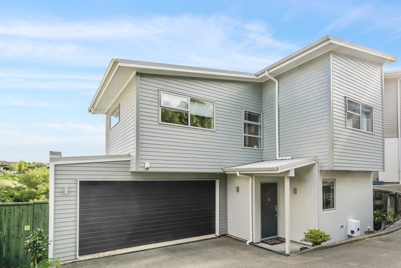 82B Kirton Drive, Riverstone Terraces, Upper Hutt - Carousel 17