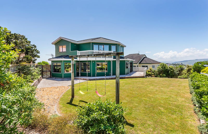 4 Bathgate Street, Johnsonville, Wellington - Carousel 1