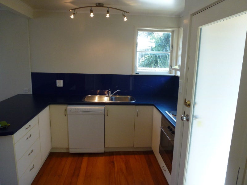 1B Kensington Mews, Hokowhitu, Palmerston North - Carousel 2