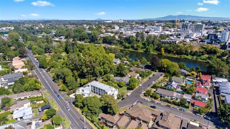 2/1 Riro Street, Hamilton East, Hamilton - Carousel 30