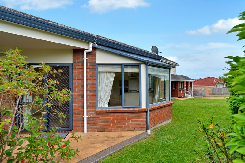 37/169 Sturges Road, Henderson, Auckland - Carousel 2