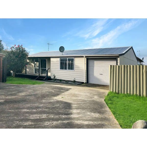 2B Kawatiri Avenue, Gonville, Whanganui - Carousel 2