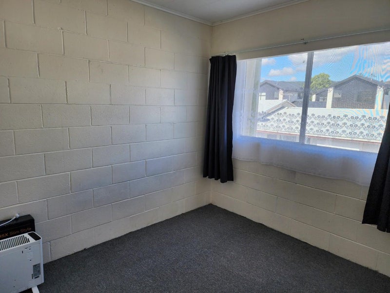 9/43A Merton Street, Trentham, Upper Hutt - Carousel 8
