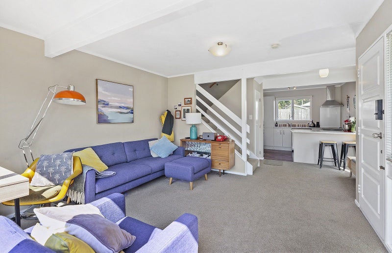 12/50 Darlington Road, Miramar, Wellington - Carousel 2