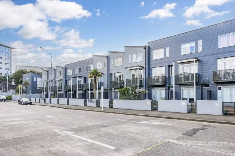 70 Ronayne Street, Parnell, Auckland - Carousel 10