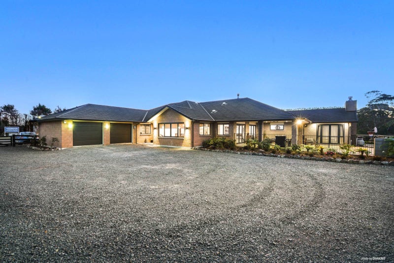 136 Wily Road, Puni - Carousel 2