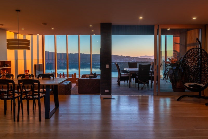 10 Seascape View, Paremata, Porirua - Carousel 1