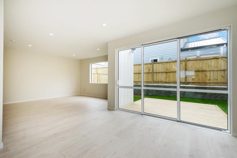 22 Toia Lane, Silverdale, Silverdale - Carousel 2