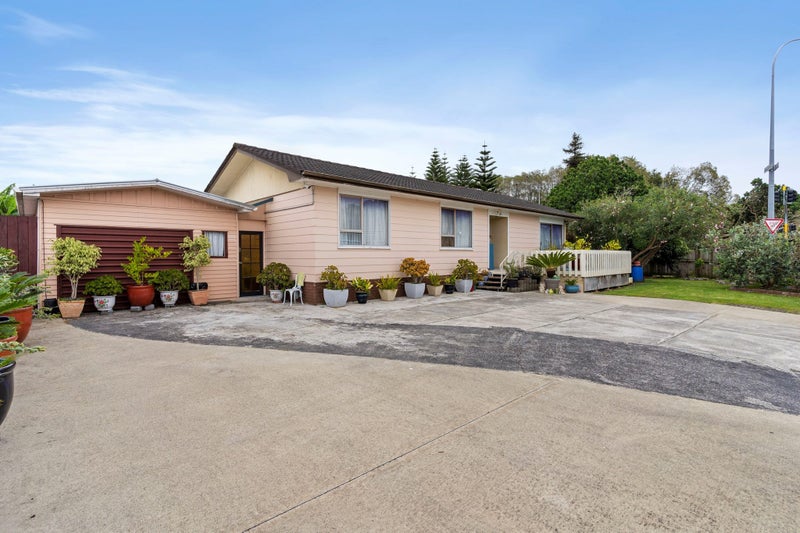 68 Diorella Drive, Clover Park, Auckland - Carousel 2