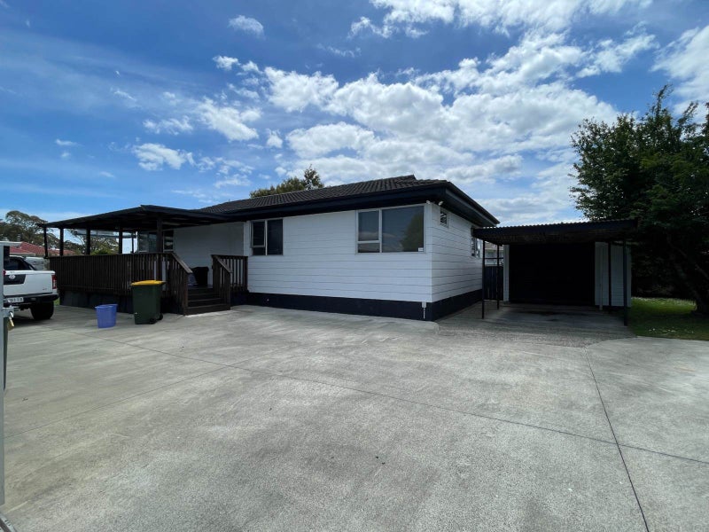 16 Neems Place, Manurewa, Auckland - Carousel 1