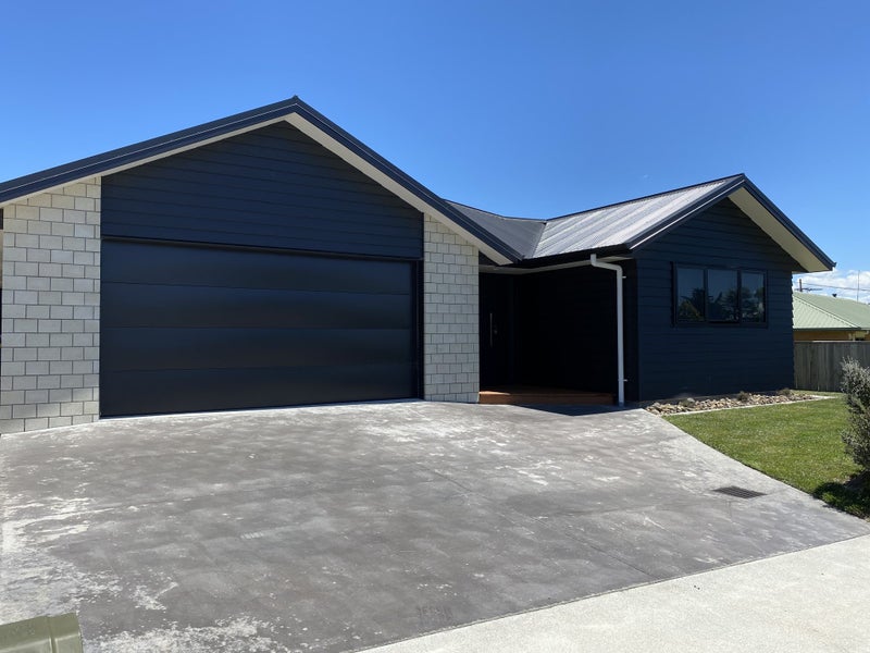 24 Rolleston Street, Kihikihi, Te Awamutu - Carousel 1