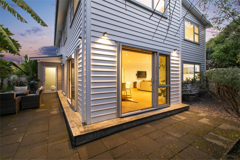 117 Taumata Road, Sandringham, Auckland - Carousel 2