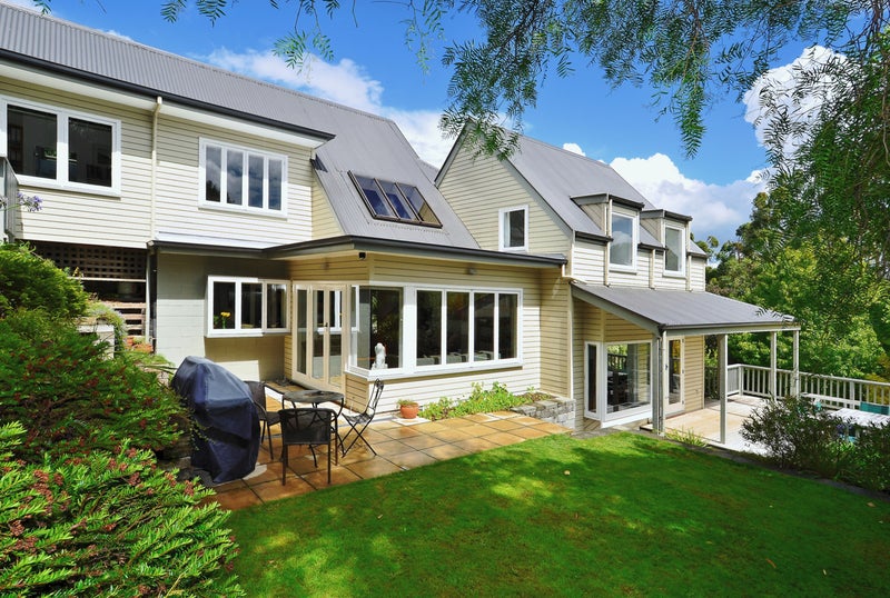 13 Shalamar Drive, Cashmere, Christchurch - Carousel 1