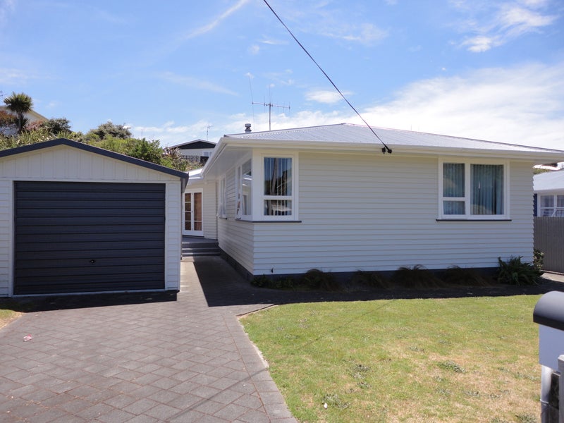 21 Broadhead Avenue, Tawhero, Whanganui - Carousel 1