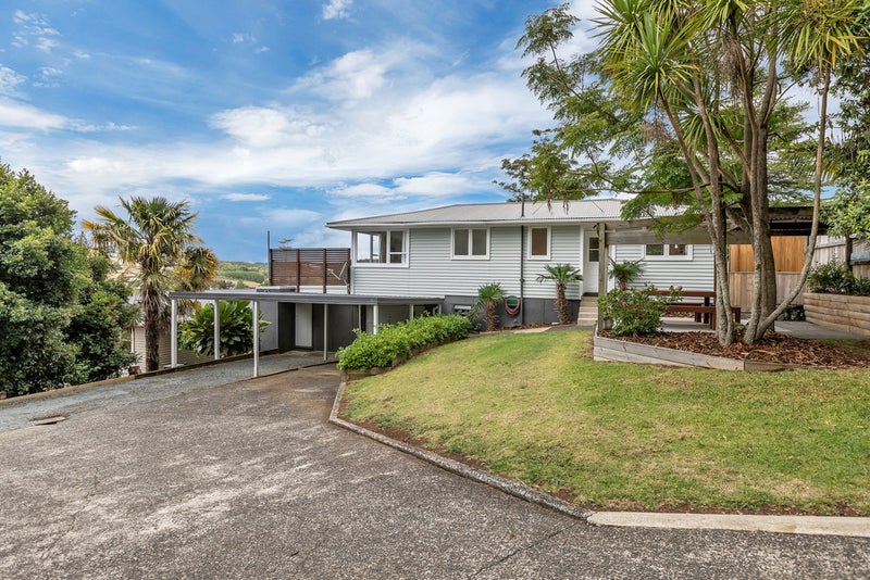 14 Mcinnes Avenue, Kamo, Whangarei - Carousel 1