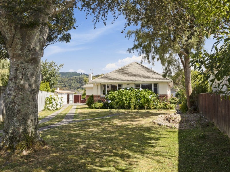 537 Fergusson Drive, Trentham, Upper Hutt - Carousel 1