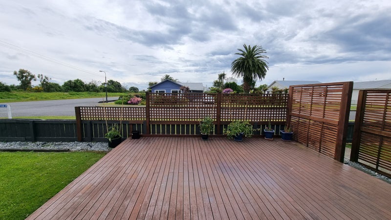 122 Gibson Quay, Hokitika - Carousel 18