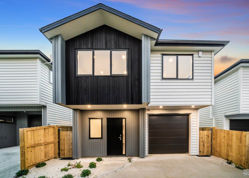 56B Strong Street, Saint Johns, Auckland - Carousel 1