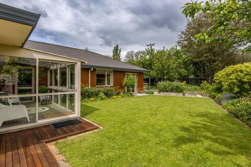 9 Thoresby Mews, Avonhead, Christchurch - Carousel 2